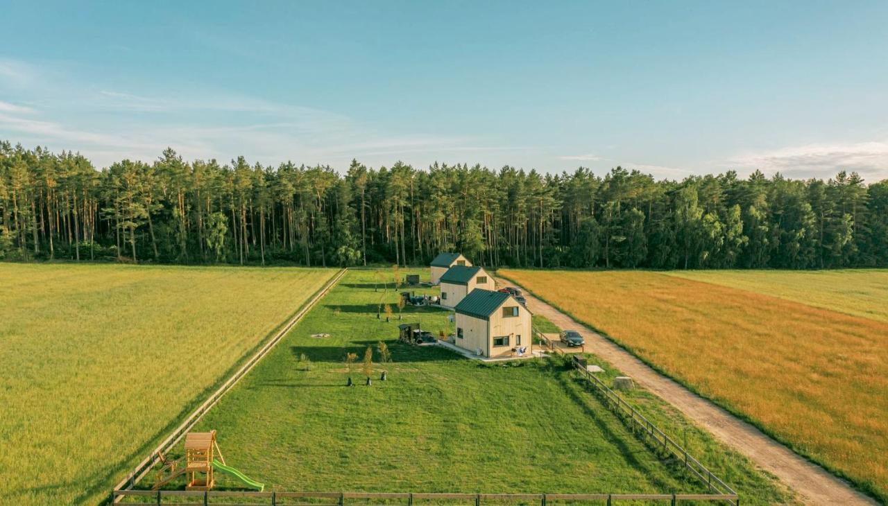 Zurawi Las Sasino Exteriér fotografie